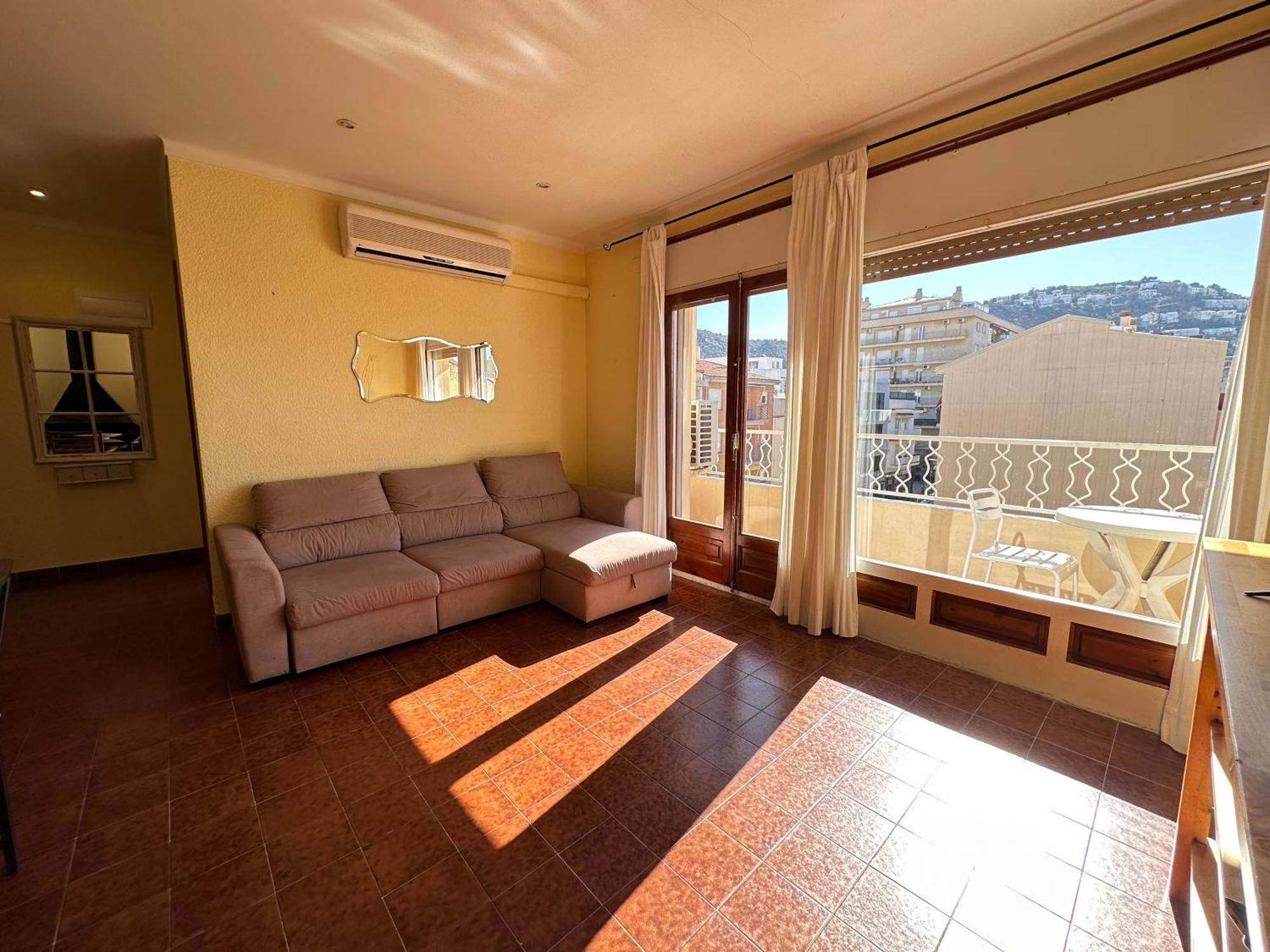 Agi Llotja Plazza Apartment Росес Екстериор снимка